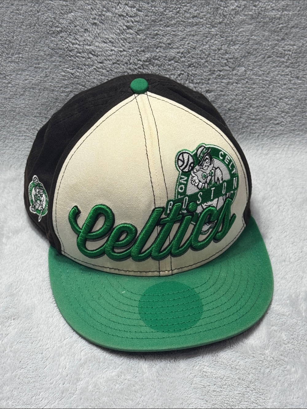 Vintage NBA Boston Celtics New Era 9FIFTY Hardwood Classics Snapback Hat M-L